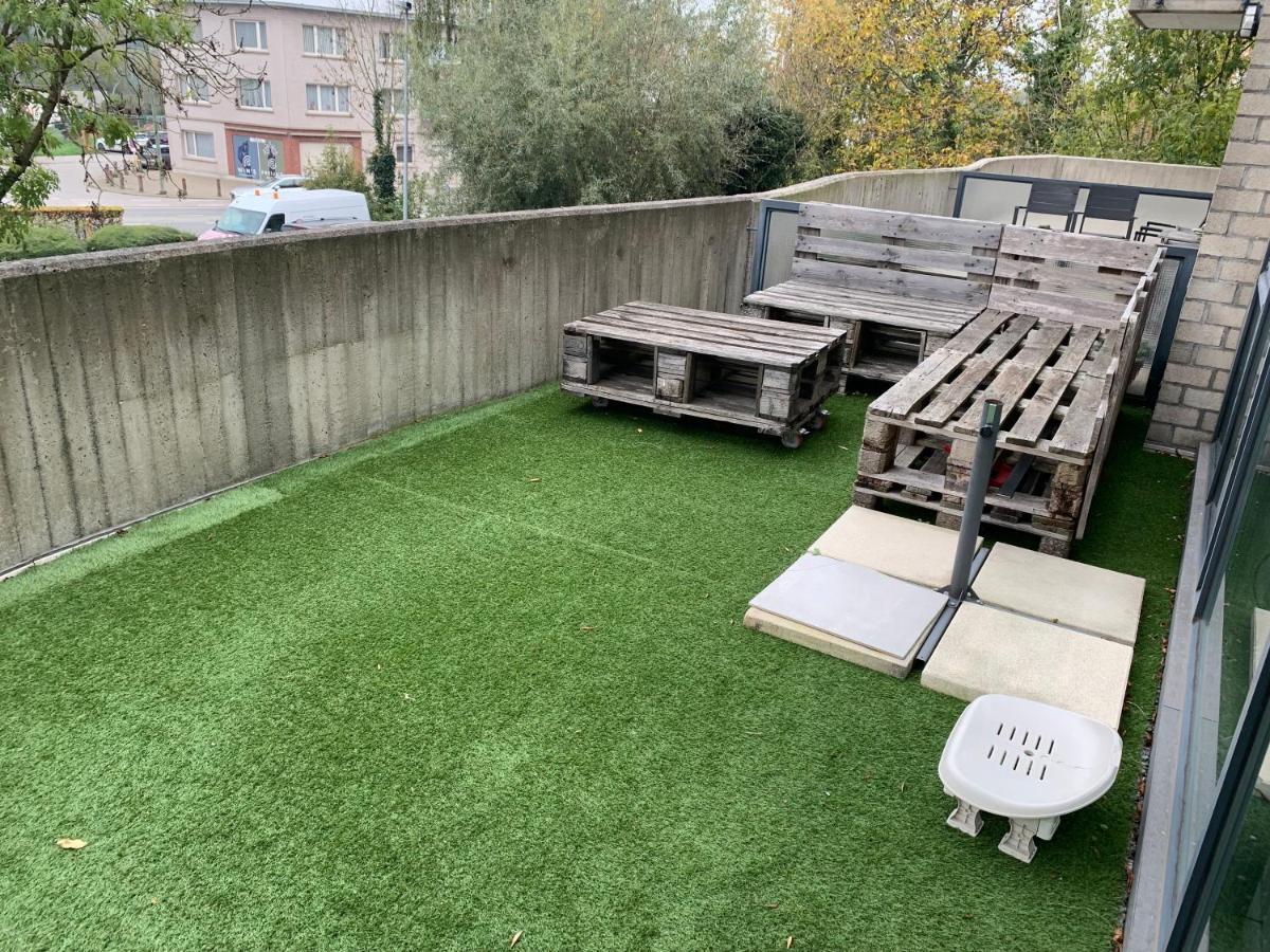 Okapi Apartment Хале Екстериор снимка