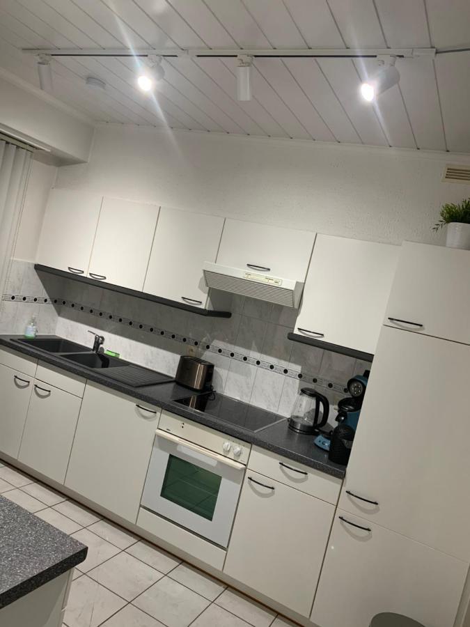 Okapi Apartment Хале Екстериор снимка