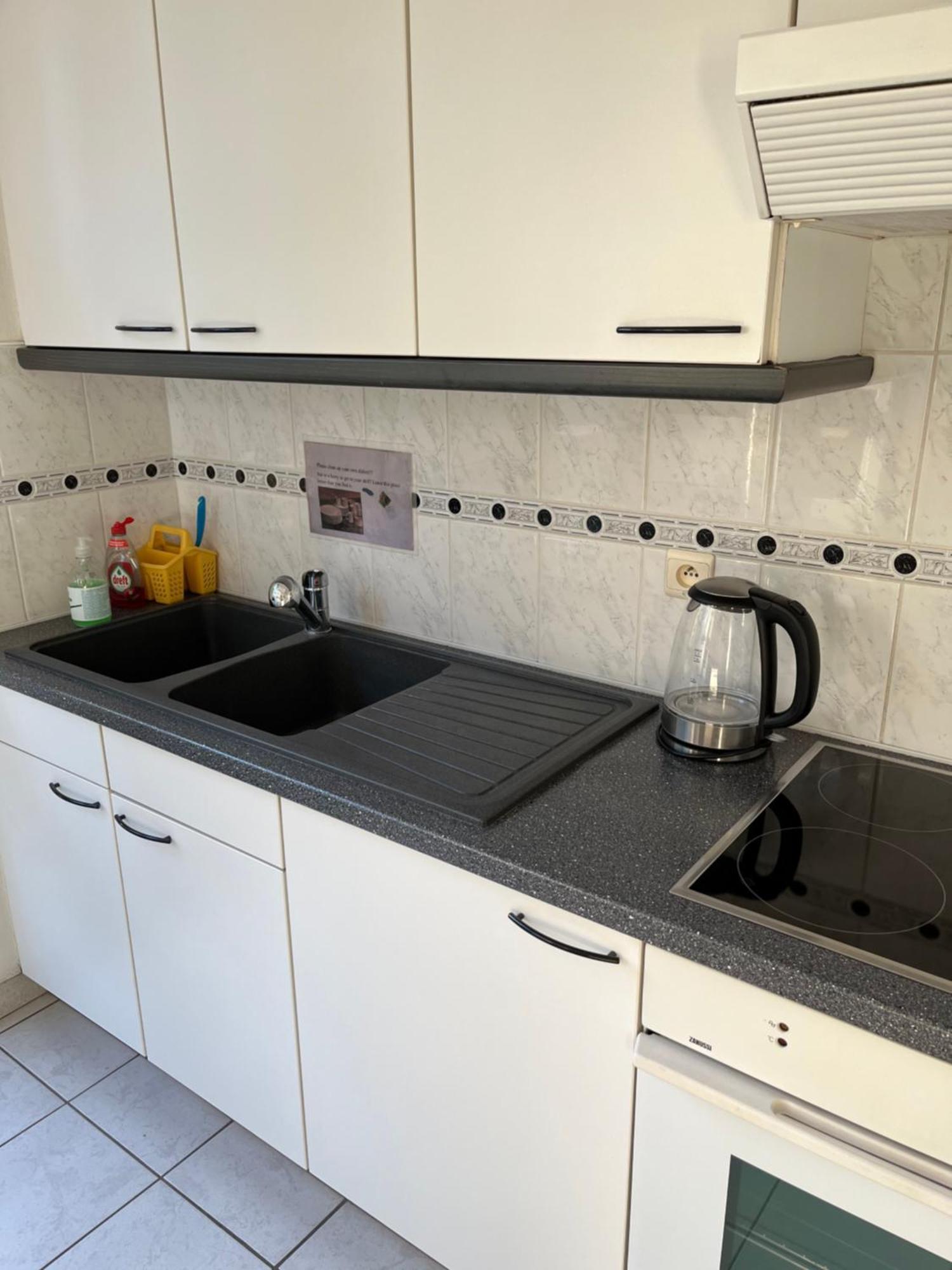 Okapi Apartment Хале Екстериор снимка